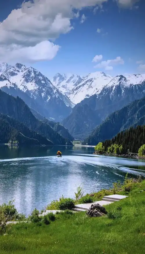 天山天池