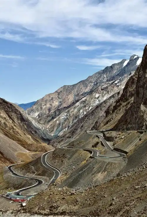 独库公路中段