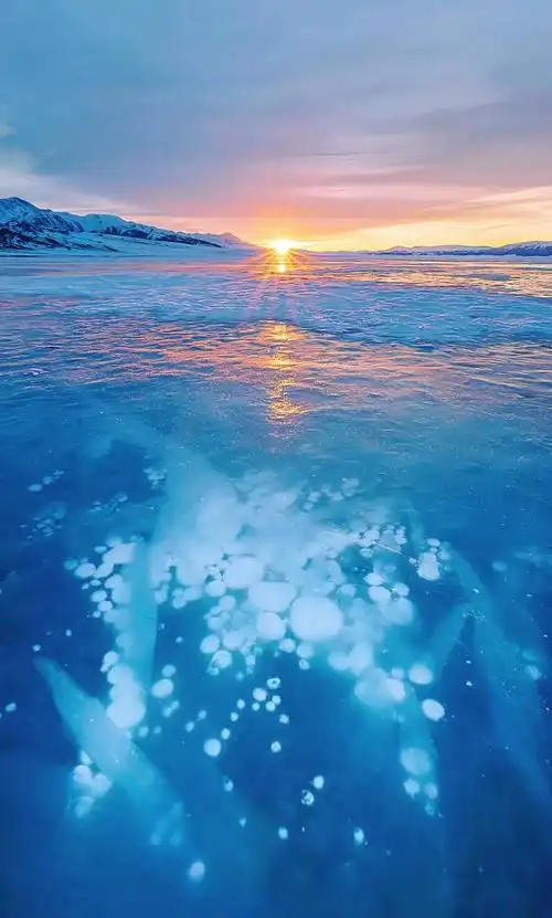赛里木湖日出