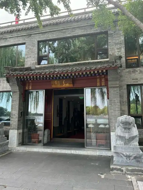 璞悦东方酒店(哈巴河县博物馆客运站店)